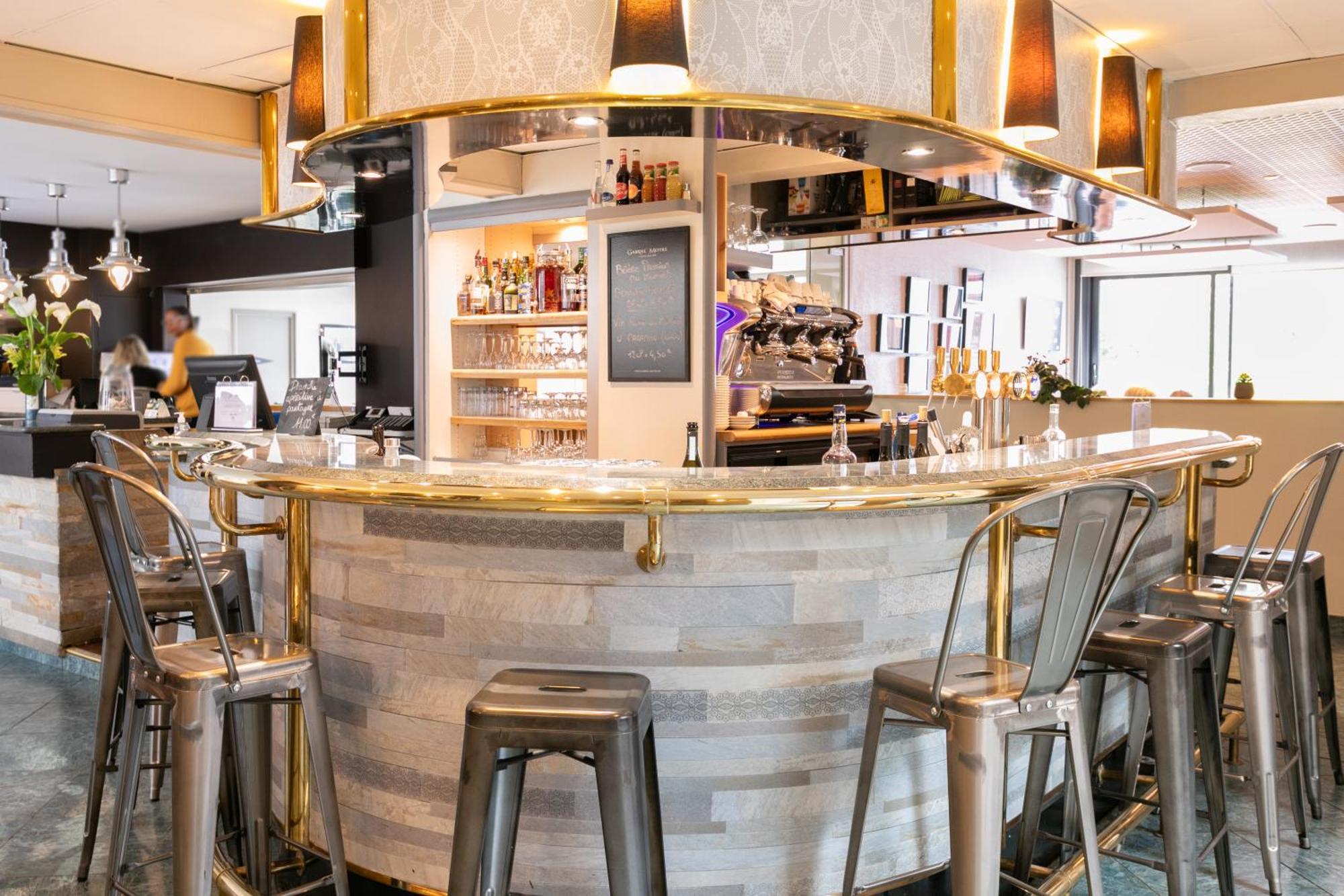 Logis, Hotel Au Chene Vert Plerin Ngoại thất bức ảnh